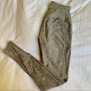✨Alo Yoga Leggings